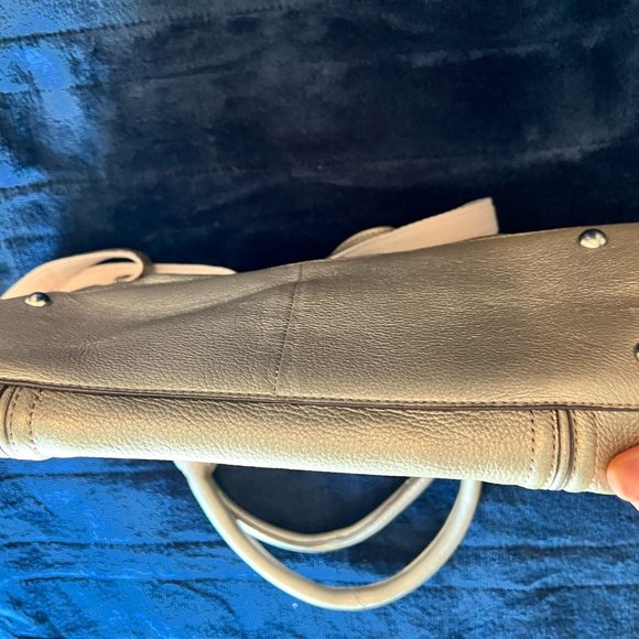 Tignanello Gunmetal Large Leather Satchel - Picture 3 of 6